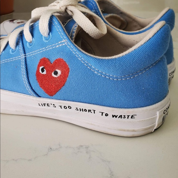 💗 CONVERSE 💗 Hand Painted.  HELLO KITTY AND HEARTS 🥰 Size 8.5. - Picture 7 of 8